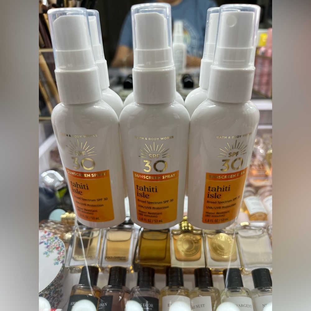 Bath & Body Works Tahiti Isle SPF 30 Sunscreen Spray